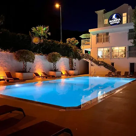 מלון Marina Boutique 3*