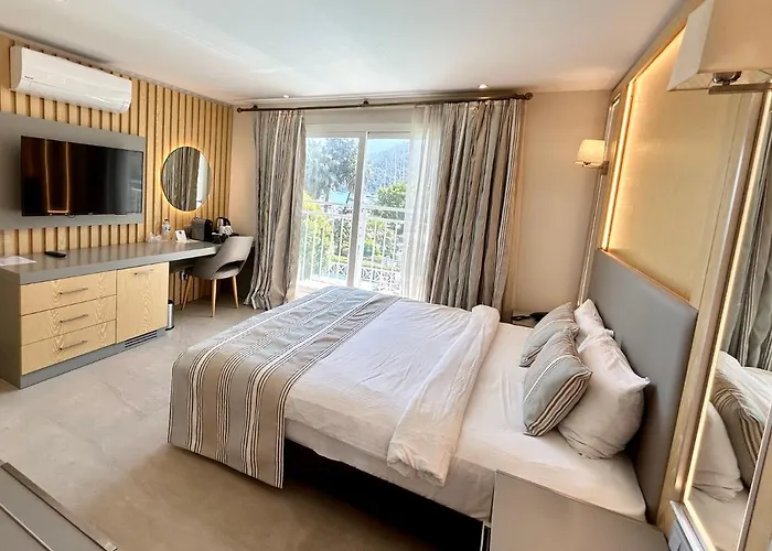 Marina Boutique Hotel