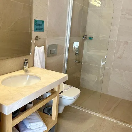 Marina Boutique Hotel 3*