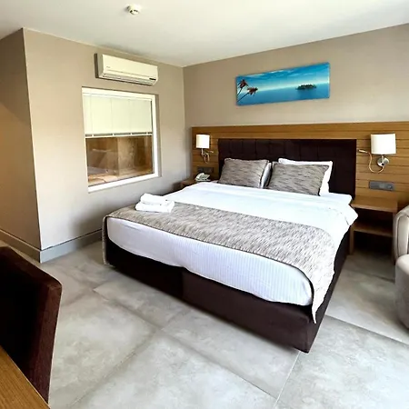 Hotel Marina Boutique Hotel 3*