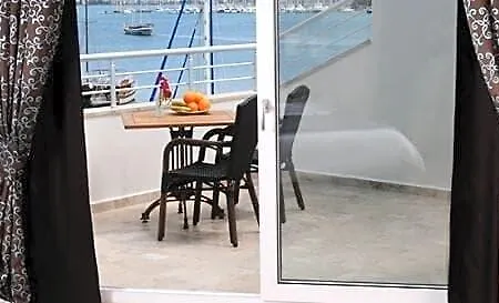 Marina Boutique Ξενοδοχείο 3*