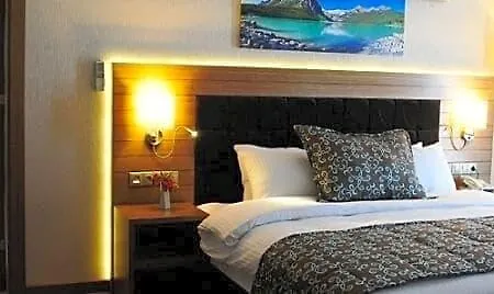 Marina Boutique Φετιγιέ