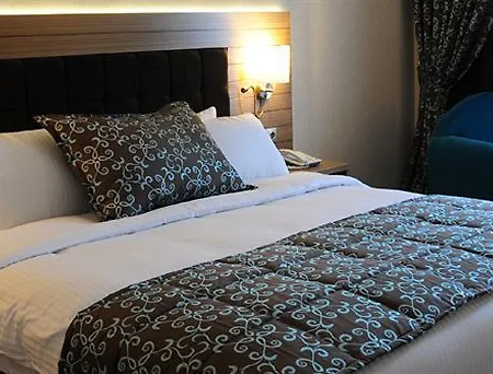 Marina Boutique Szálloda 3*