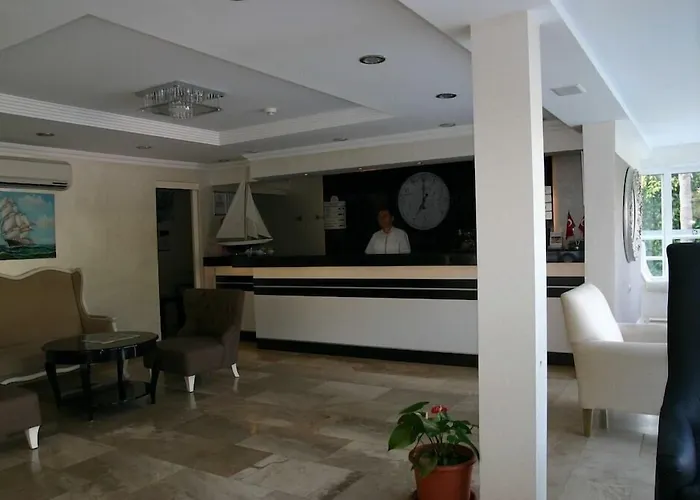 Marina Boutique 3*