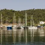 Hotel Marina Boutique 3*